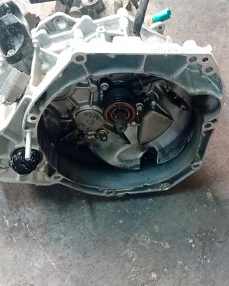 Cambio dacia jogger 1.0 6 marce