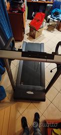 Technogym MyRun
Tapis roulant compatto