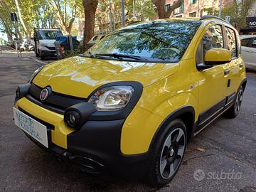 FIAT Panda Pandina Cross 1.0 FireFly Hybrid 5°P