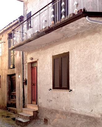 Privato vende casa indipendente a Vallepietra