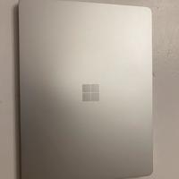 Microsoft Surface Laptop 13”
