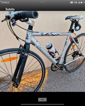 Bicicletta sportiva in alluminio 