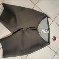 pantaloncini in neoprene per kayak o snorkeling