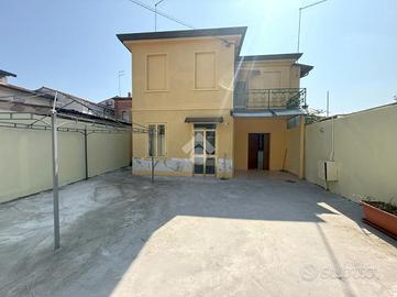 CASA INDIPENDENTE A SAN MARTINO DI LUPARI