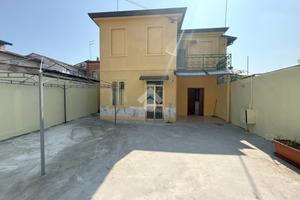 CASA INDIPENDENTE A SAN MARTINO DI LUPARI