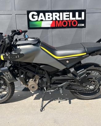 Husqvarna Svartpilen 401