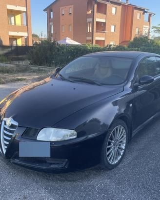 Alfa Romeo GT 1.9 JTDM