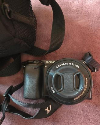 Sony A6000 + 16-50 mm Milc 24,3 MP CMOS 6000x4000 
