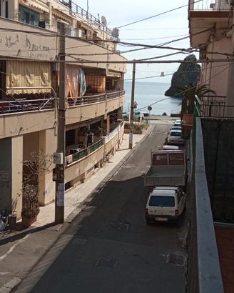 Appartamenti sul lungomare di Aci Trezza