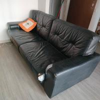 Divano letto nero in pelle