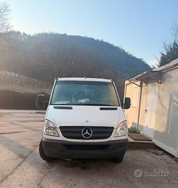 Autocarro Mercedes-Benz – 2011 – 7 posti