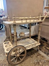 Carrello porta vivande