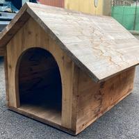 Grande cuccia in legno