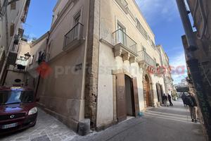 Negozio Taranto [dm277VCG]