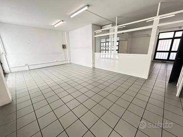 Immobile di 85 m² con 1 locale a Bari