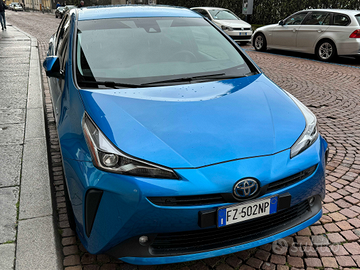 Toyota Prius 1.8 awd lounge 4° serie