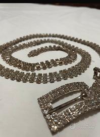 Cintura con strass argentata 100cm