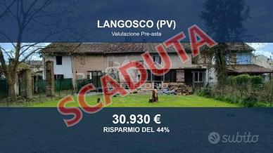 Immobile in asta di 127 m² con più di 5 locali a L