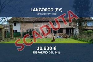 Immobile in asta di 127 m² con più di 5 locali a L