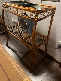 Mobile in vimini vintage