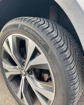 CERCHI 18’ e PNEUMATICI HANKOOK DA 215/50/18.