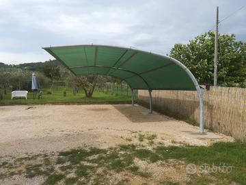 Pensilina ombreggiante tettoia auto