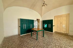 2 LOCALI A BARANO D'ISCHIA