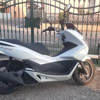 Honda PCX 125 - 2015