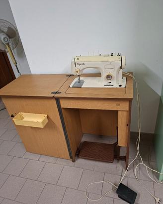 Macchina da cucire Vigorelli anni 80