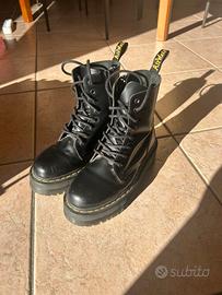 Dr Martens 1490