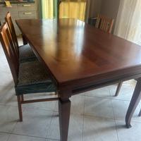 Tavolo stile inglese