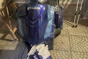 Scooter per persone invalide/invalidi