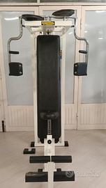Pectoral Machine Technogym