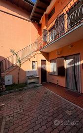 TRILOCALE INDIPENDENTE SU TRE LIVELLI E SENZA SPES