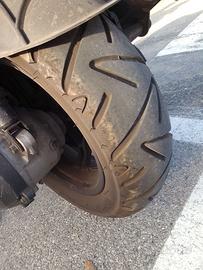 Scooter colore blu poco utilizzato