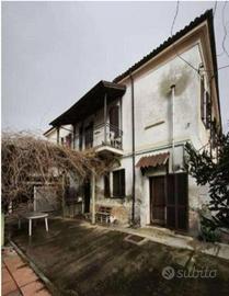 Immobile in asta di 166 m² con 4 locali a Torrazza