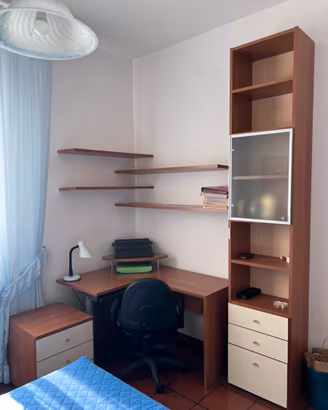 Camera da letto completa in ferro battuto e legno