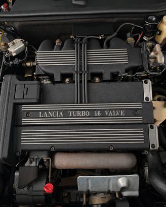 LANCIA THEMA 16V TURBO