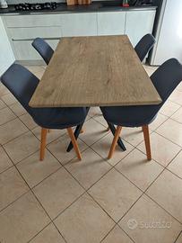 Tavolo da pranzo+ sedie 
