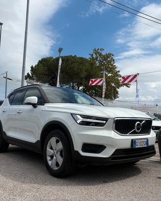 Volvo XC40 D3 Momentum Core KM 75.000!!!