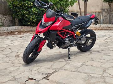 Ducati hypermotard 950