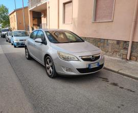 Opel astra J 1.7 CDTI anno 2010