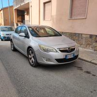 Opel astra J 1.7 CDTI anno 2010