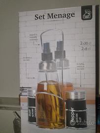 set pepe olio acetto e sale. Nuovo