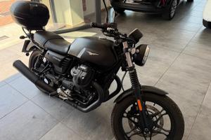 Moto Guzzi V7 III