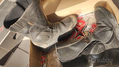 Stivali da moto ( nr.39 e 42 )