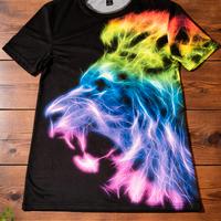 T-shirt nera con stampa