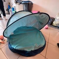 Tenda e piscina da spiaggia