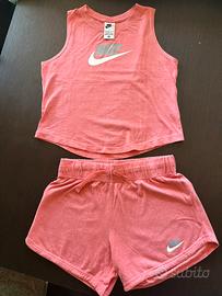 Completo nike ragazza h 146-156 cm