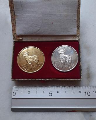 Oroscopo Cinese Segno Capra Oro Argento e Scatola